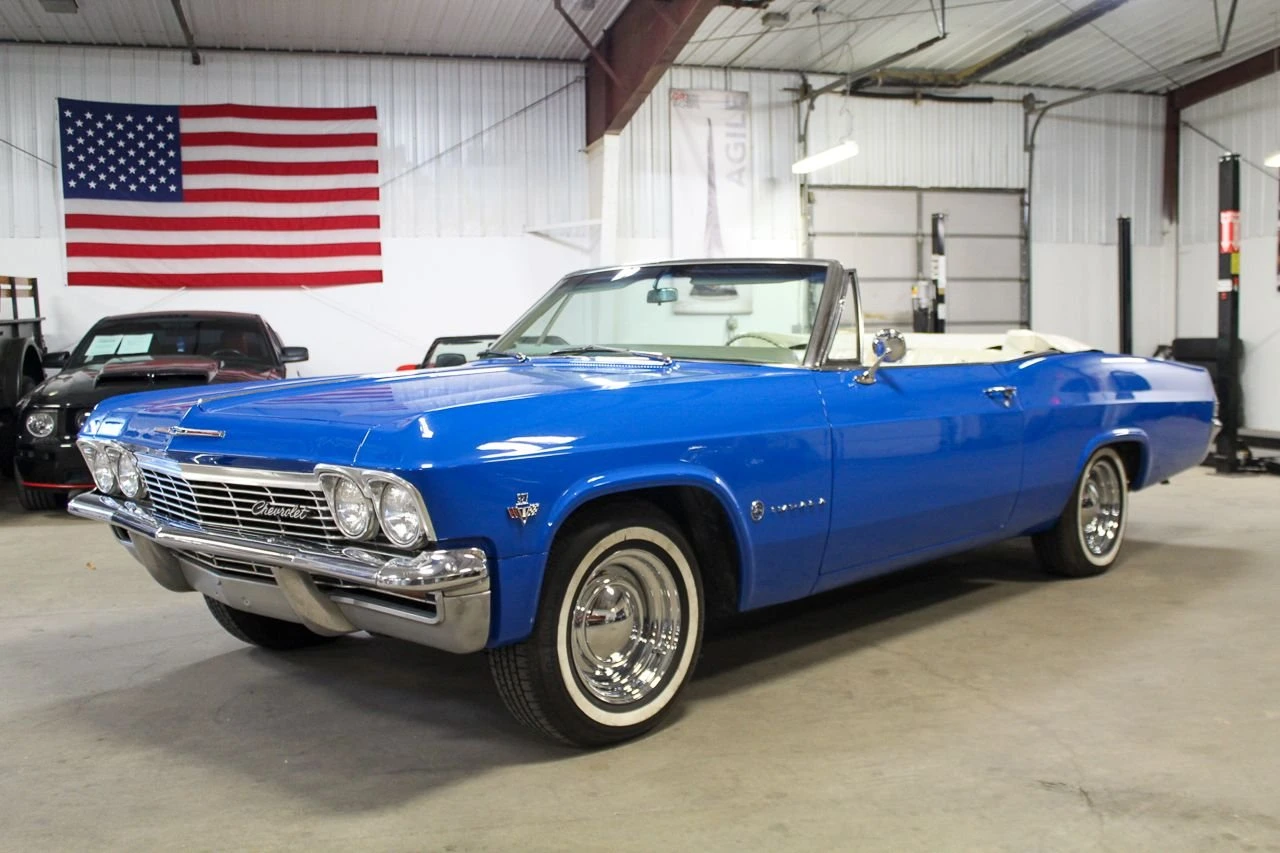1965 Chevrolet Impala Convertible